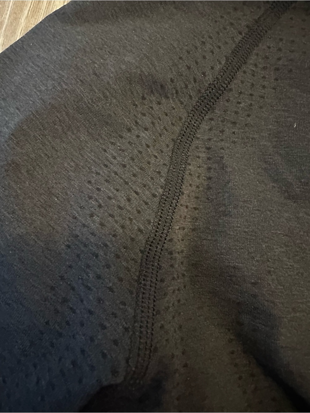 Gymshark Vital Crop Top - Picture 3 of 3